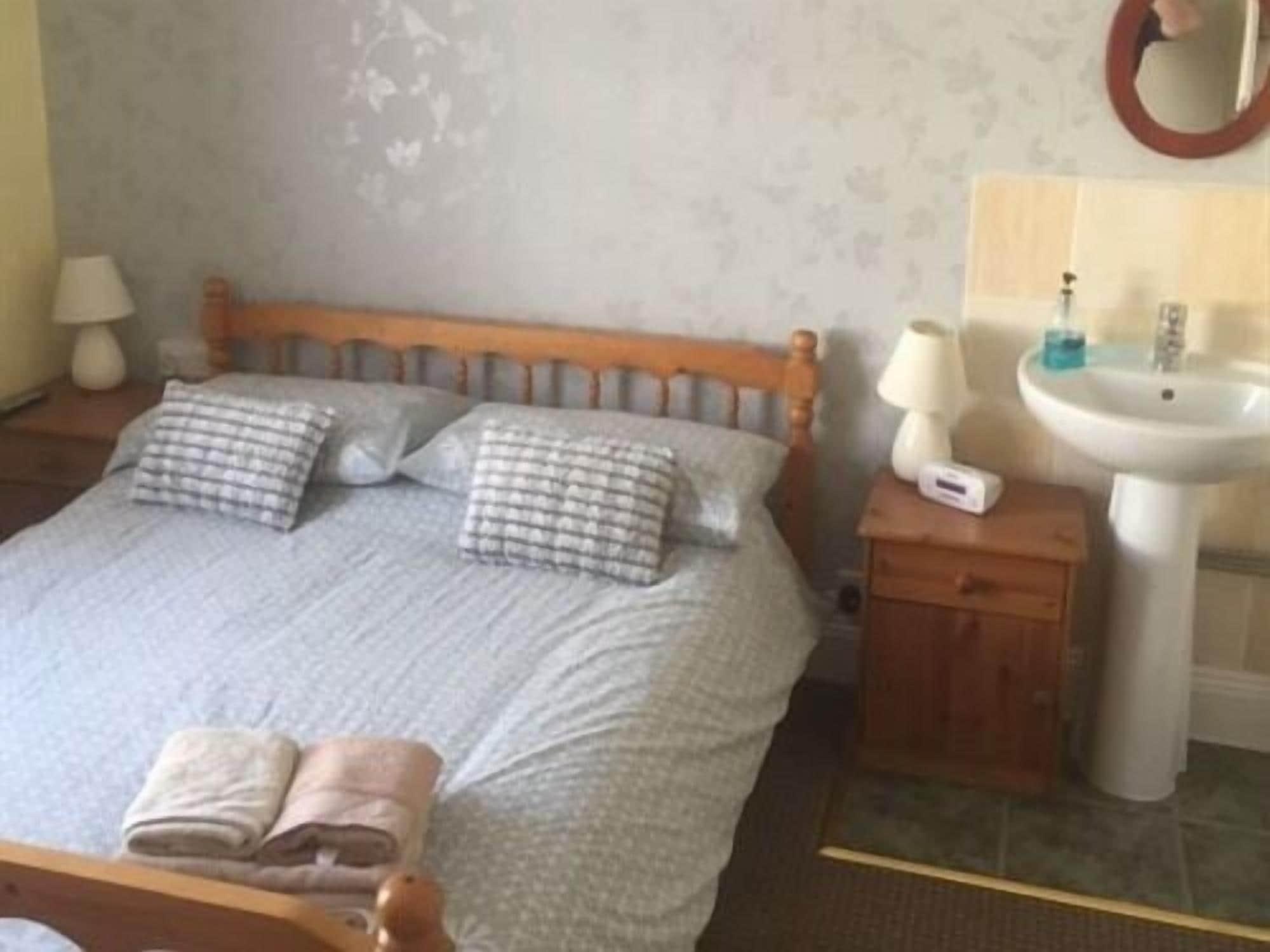 Jacaranda Hotel Пейнтон Экстерьер фото