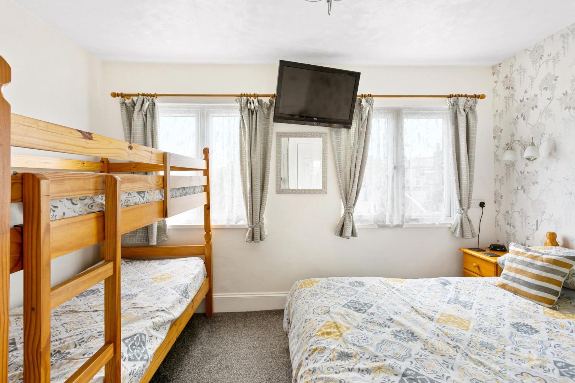 Jacaranda Hotel Пейнтон Экстерьер фото