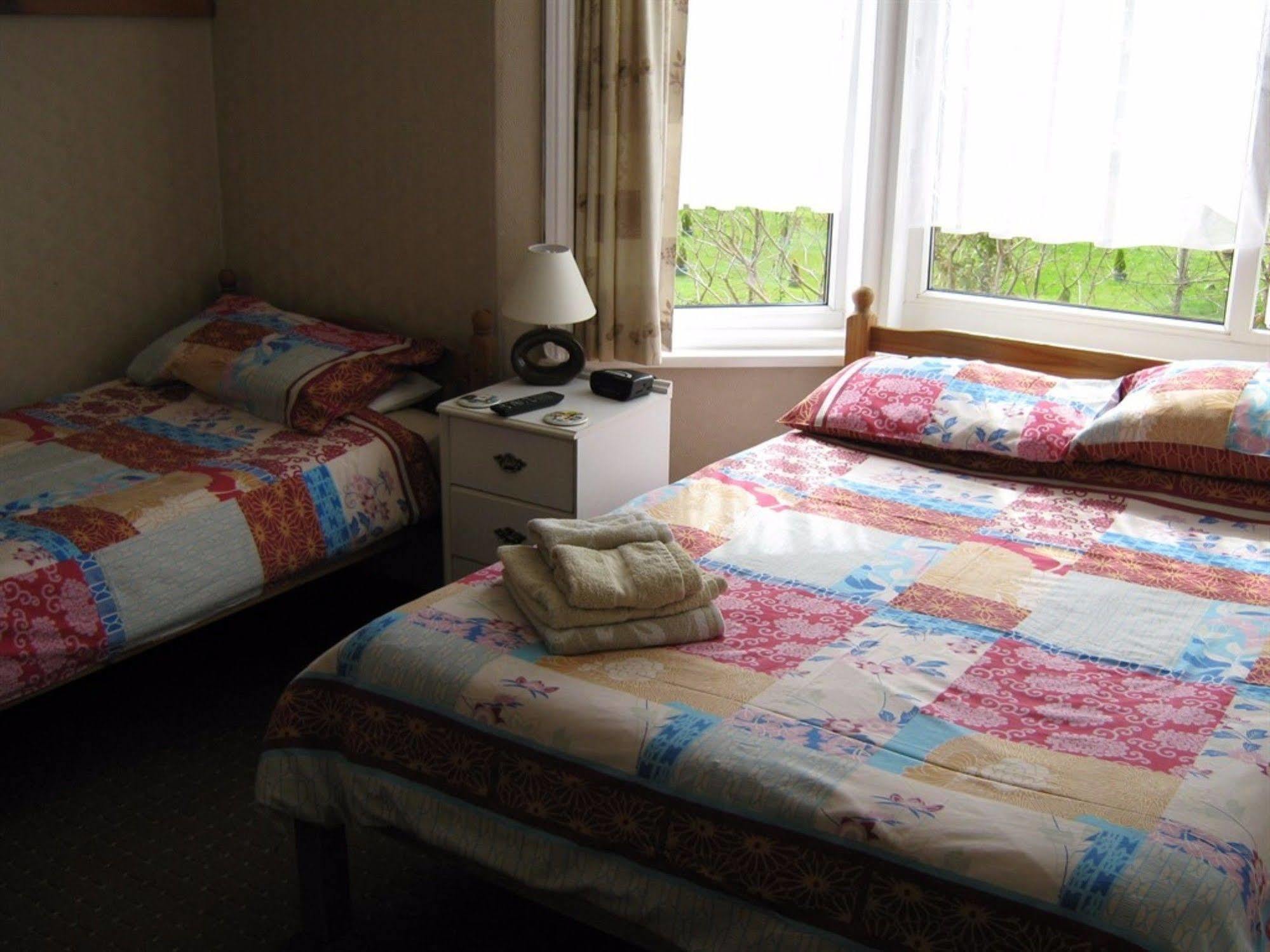 Jacaranda Hotel Пейнтон Экстерьер фото